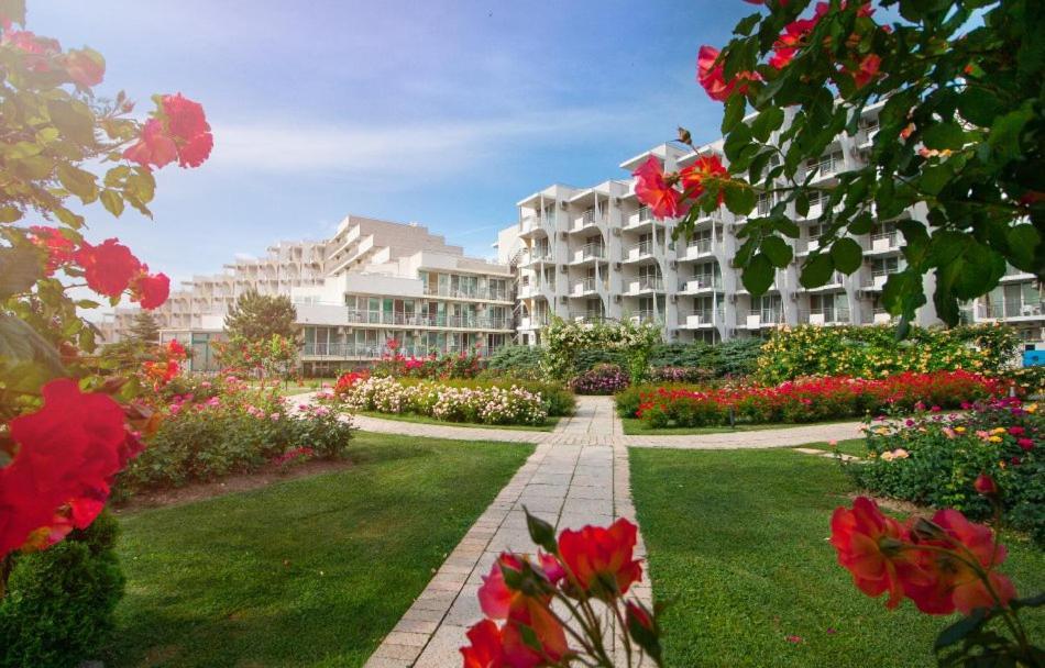 Hotel Laguna Mare Albena Eksteriør billede